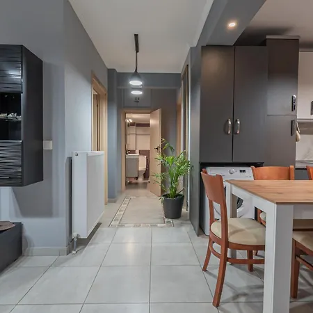 Apartment Sweet By Rentalspro - Nea Moudania